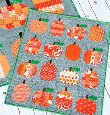Mini-Pumpkins-quilt-sewing-pattern-Cluck-Cluck-Sew-1