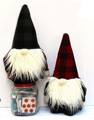 Holiday-Gnome-Softie-sewing-pattern-Jennifer-Jangles-2