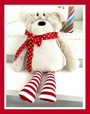 Mr-Socks-stuffed-bear-soft-toy-sewing-pattern-Jennifer-Jangles-2