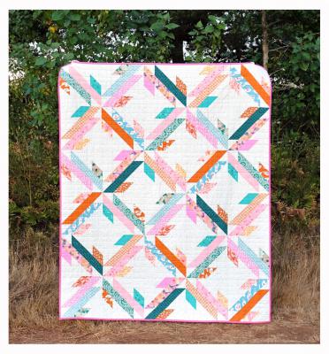 The-Carly-quilt-sewing-pattern-Kitchen-Table-Quilting-Erica-Jackman-1