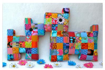 Flatty-Dogs-mama-and-baby-pillow-sewing-pattern-La-Todera-1
